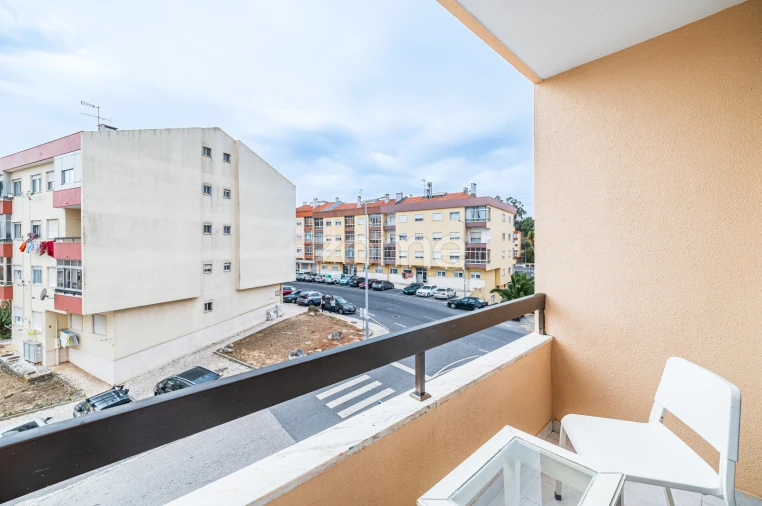 Apartamento T2 para Venda em Rio de Mouro Foto 10