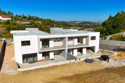 Terreno para Venda em Santa Clara e Castelo Viegas