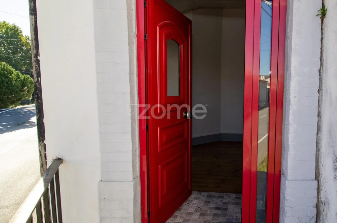 Moradia T2 para Venda em Foz de Arouce e Casal de Ermio Foto 3