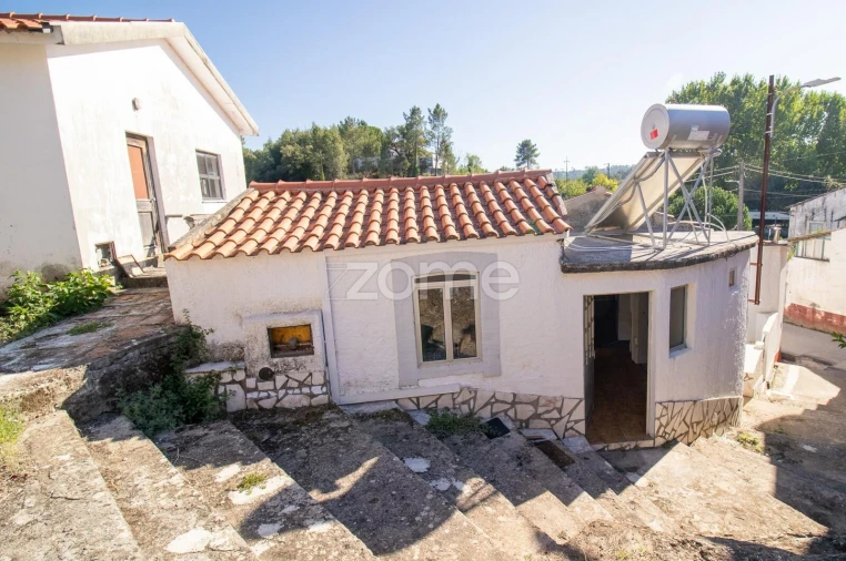 Moradia T2 para Venda em Foz de Arouce e Casal de Ermio Foto 17