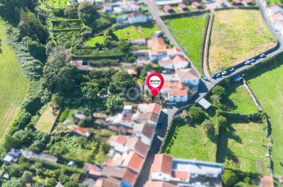Moradia T1 para Venda em Capelas