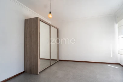 Apartamento T2 para Venda em Algueirão-Mem Martins