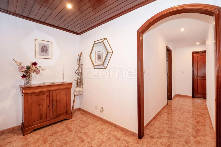 Apartamento T2 para Venda em Algueirão-Mem Martins Foto 7