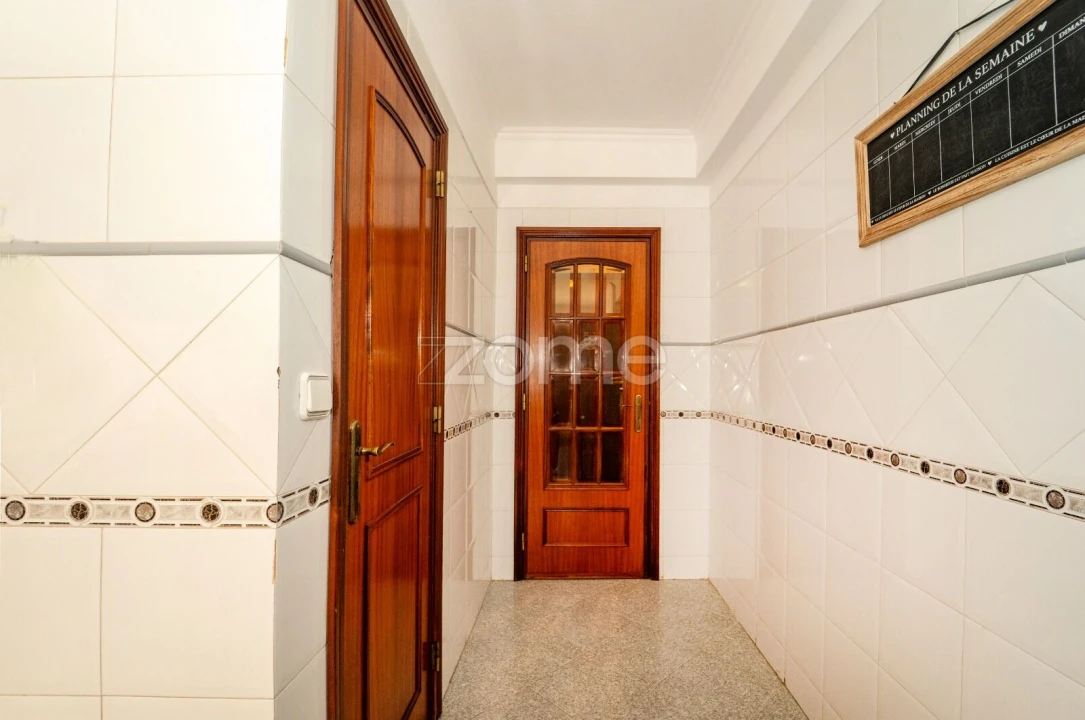 Apartamento T2 para Venda em Algueirão-Mem Martins Foto 20
