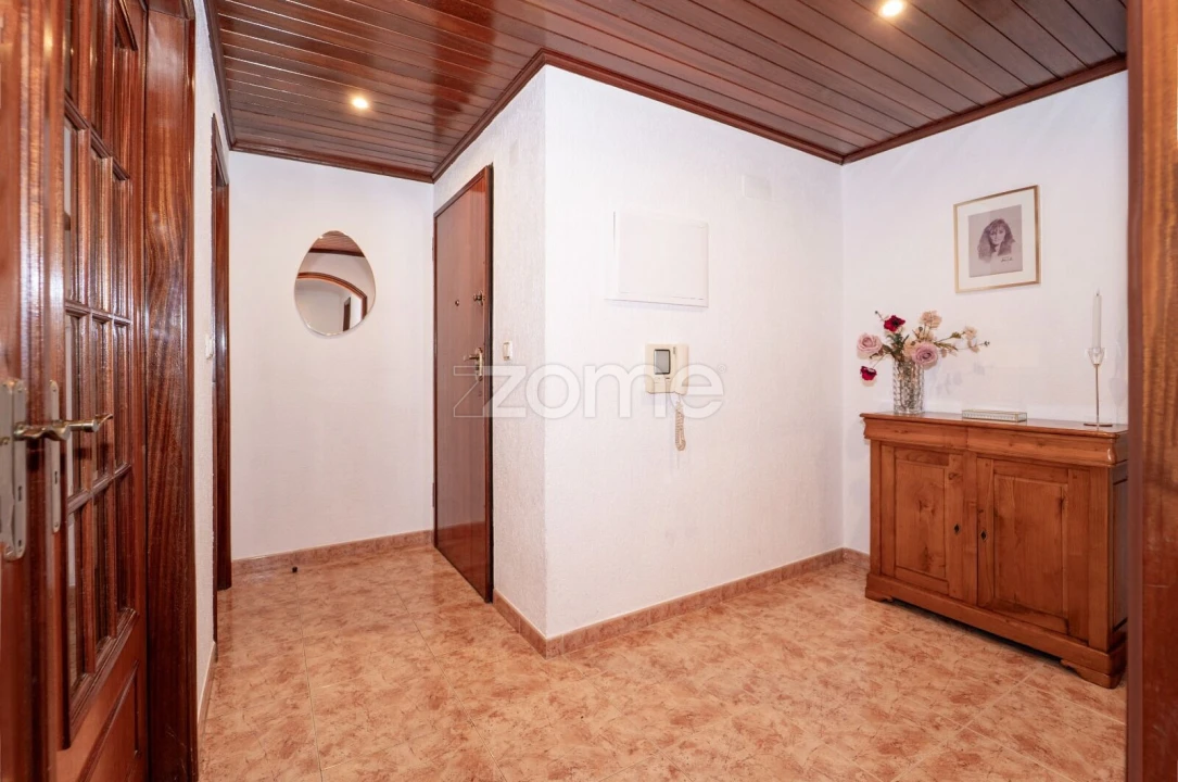 Apartamento T2 para Venda em Algueirão-Mem Martins Foto 9