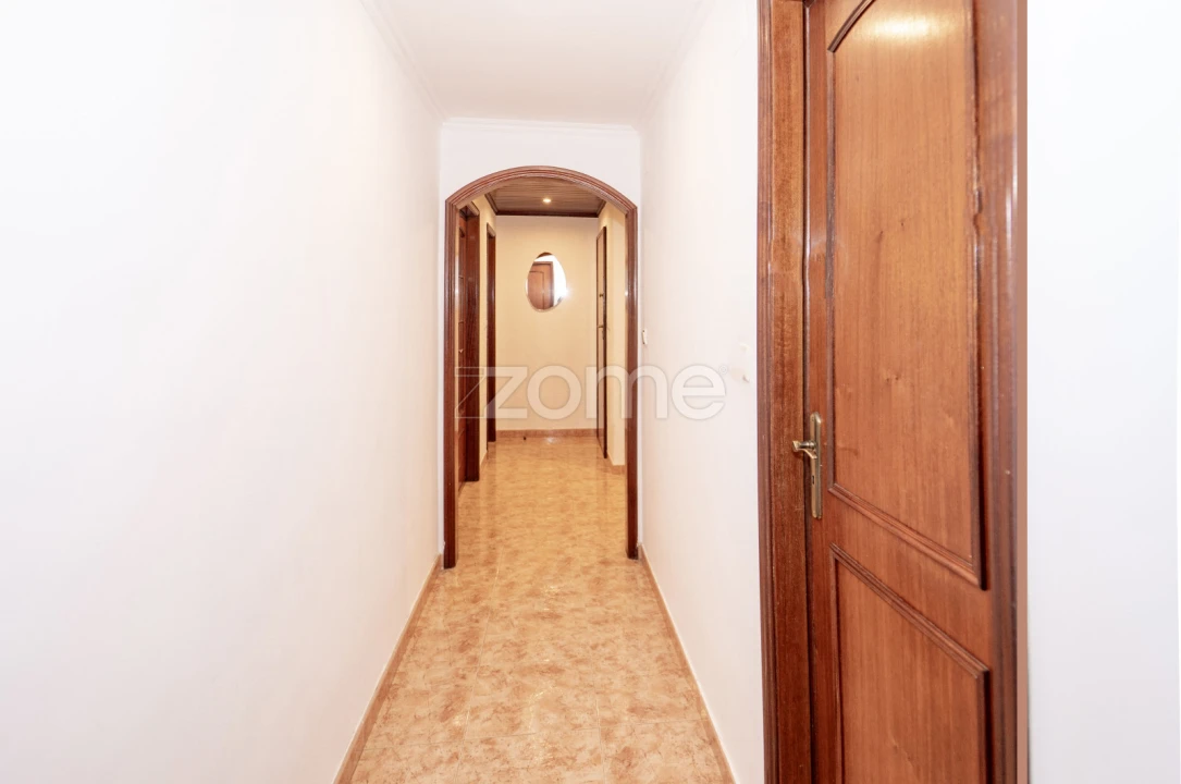 Apartamento T2 para Venda em Algueirão-Mem Martins Foto 8
