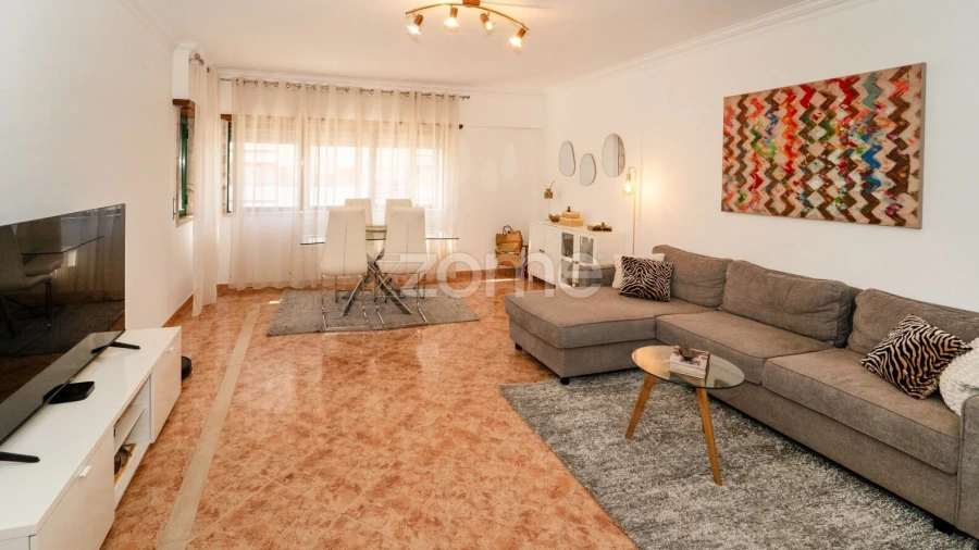 Apartamento T2 para Venda em Algueirão-Mem Martins