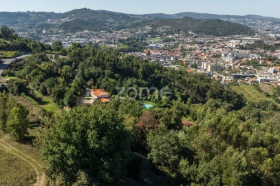 Terreno para Venda em Tagilde e Vizela (São Paio)