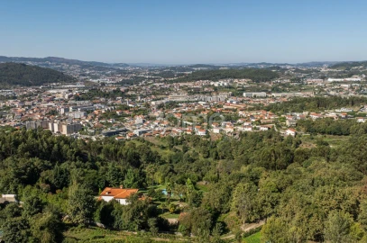 Terreno para Venda em Tagilde e Vizela (São Paio)