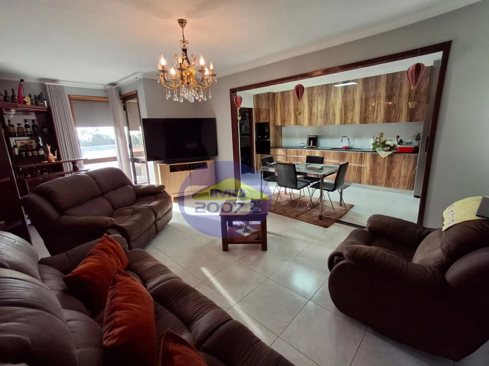 Apartamento T3 para Venda em Mozelos Foto 2