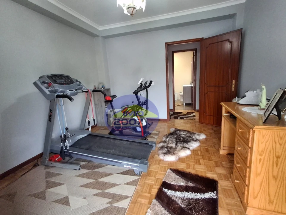 Apartamento T3 para Venda em Mozelos Foto 9
