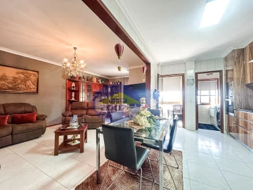 Apartamento T3 para Venda em Argoncilhe
