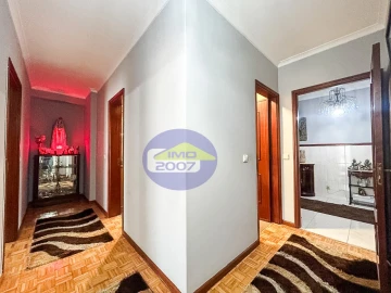 Apartamento T3 para Venda em Argoncilhe