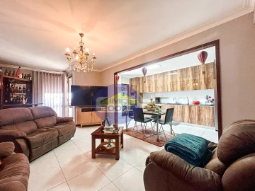 Apartamento T3 para Venda em Argoncilhe