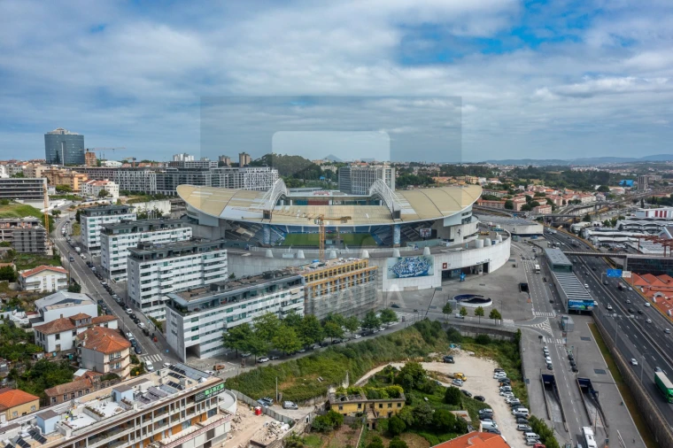 Apartamento T2 para Venda em Campanhã Foto 9