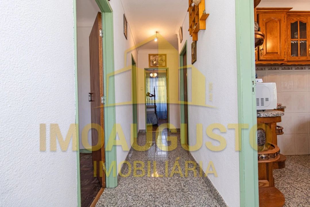 Moradia T3 para Venda em Pousafoles do Bispo, Pena Lobo e Lomba Foto 9