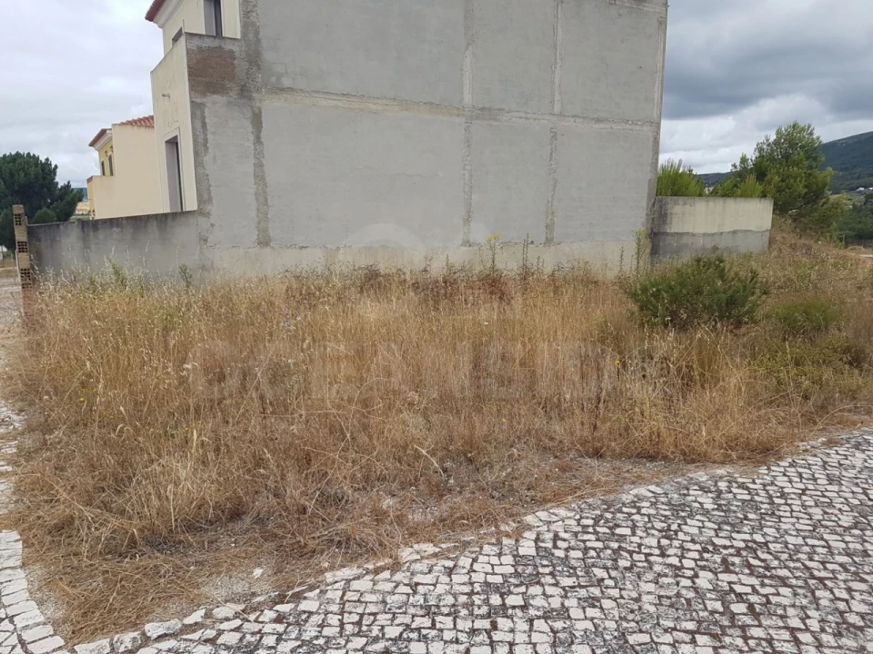 Terreno para Venda em Alenquer (Santo Estêvão e Triana) Foto 2