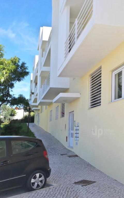 Apartamento T1 para Arrendamento em Porto Salvo