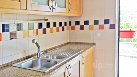 Apartamento T1 para Arrendamento em Porto Salvo