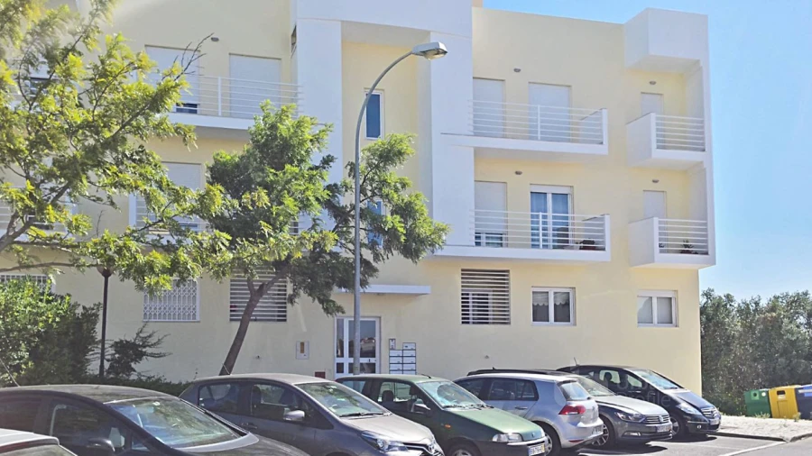 Apartamento T1 para Arrendamento em Porto Salvo