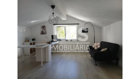 Moradia T4 para Venda em Tavarede