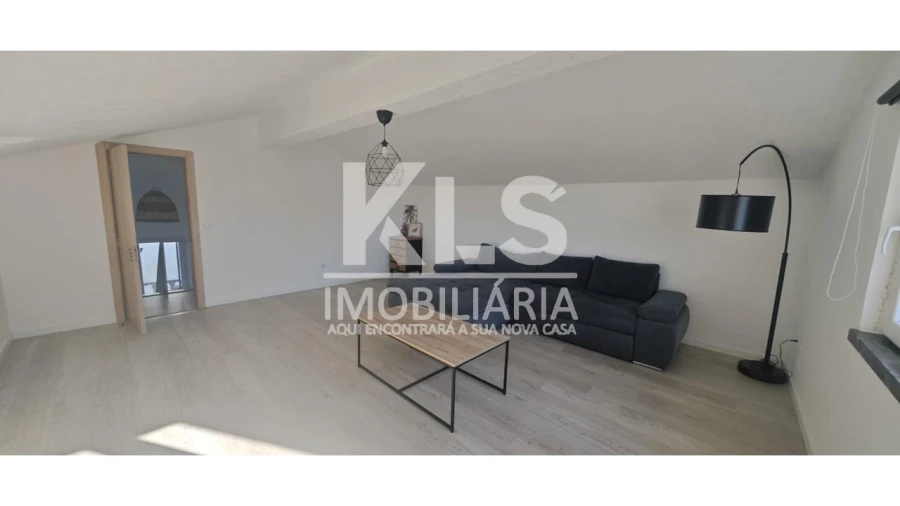 Moradia T4 para Venda em Tavarede Foto 12