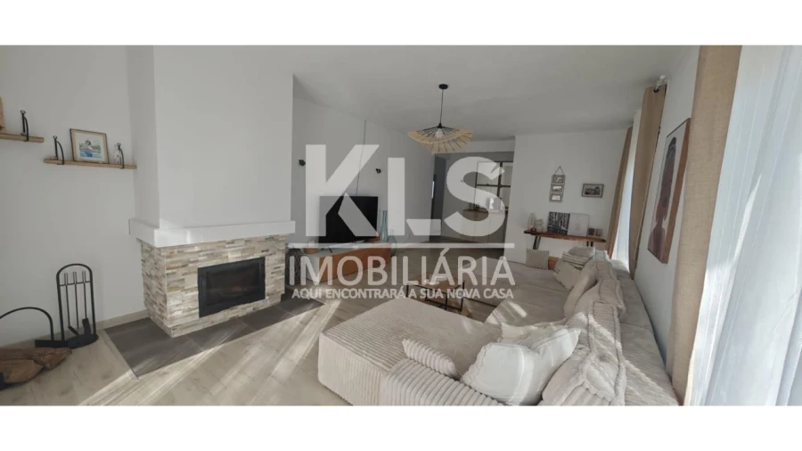 Moradia T4 para Venda em Tavarede Foto 2