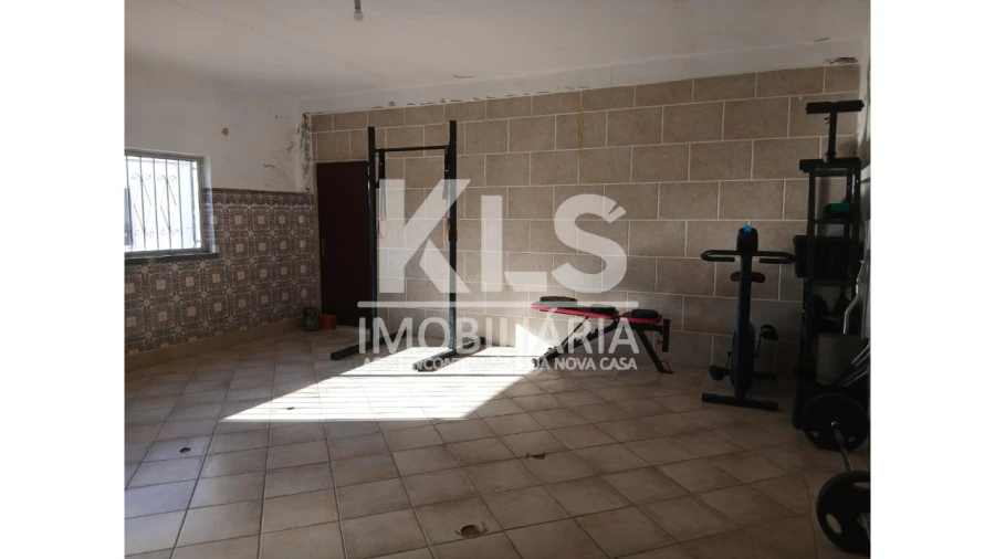Moradia T4 para Venda em Tavarede Foto 28