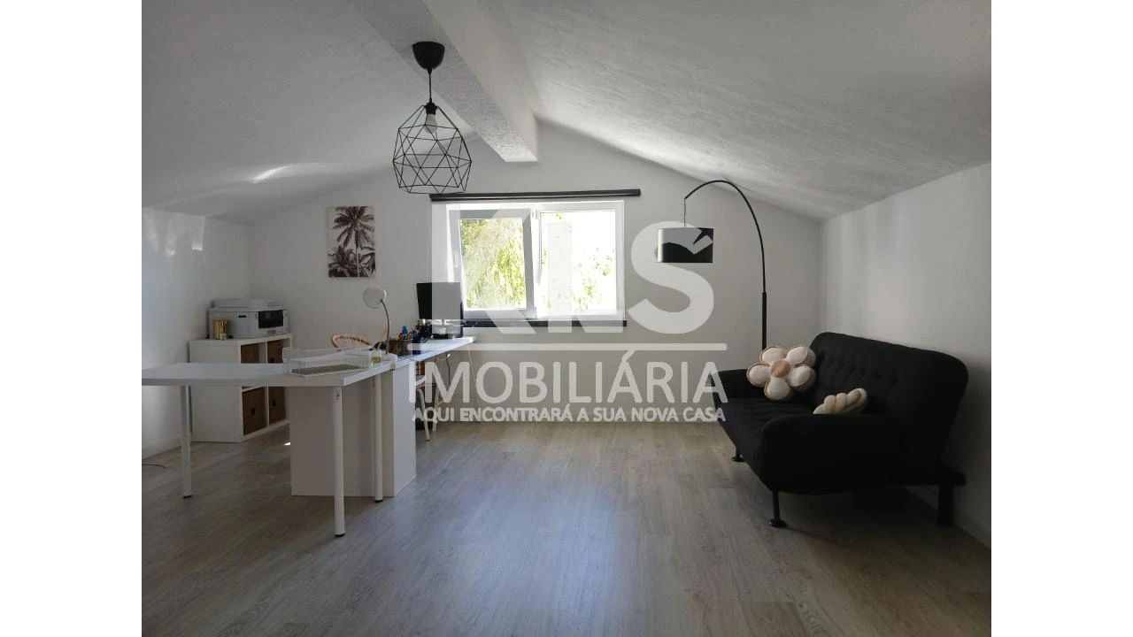 Moradia T4 para Venda em Tavarede Foto 10
