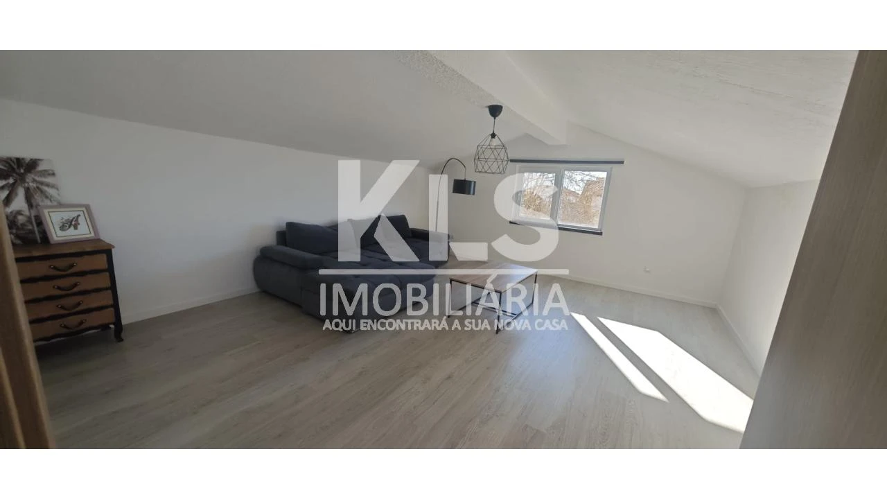 Moradia T4 para Venda em Tavarede Foto 17