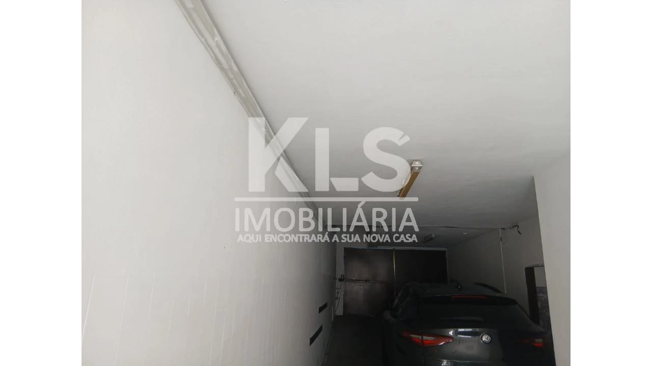 Moradia T4 para Venda em Tavarede Foto 27