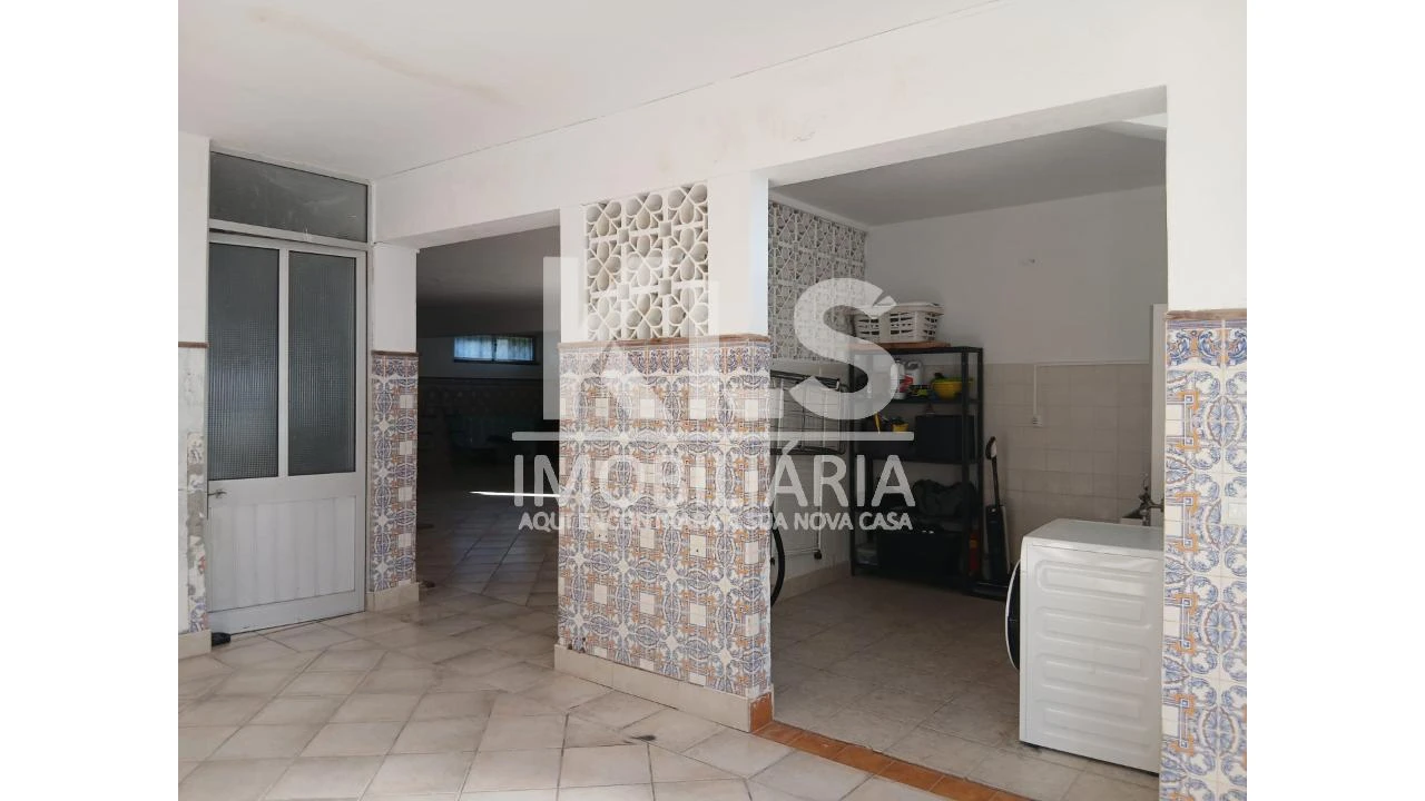 Moradia T4 para Venda em Tavarede Foto 29