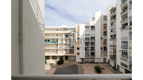 Apartamento para Venda em Armação de Pera