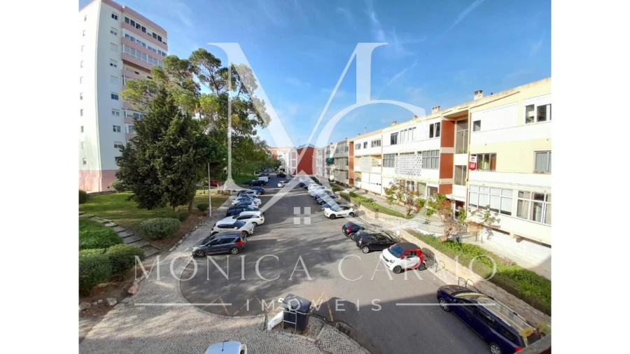Apartamento T3 para Arrendamento em Carcavelos e Parede Foto 9
