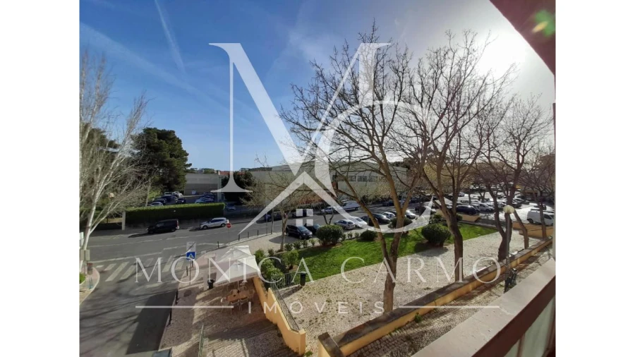 Apartamento T3 para Arrendamento em Carcavelos e Parede Foto 11