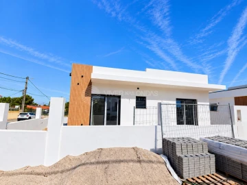 Moradia T3 para Venda em Fernao Ferro