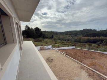 Moradia T4 para Venda em Assafarge e Antanhol