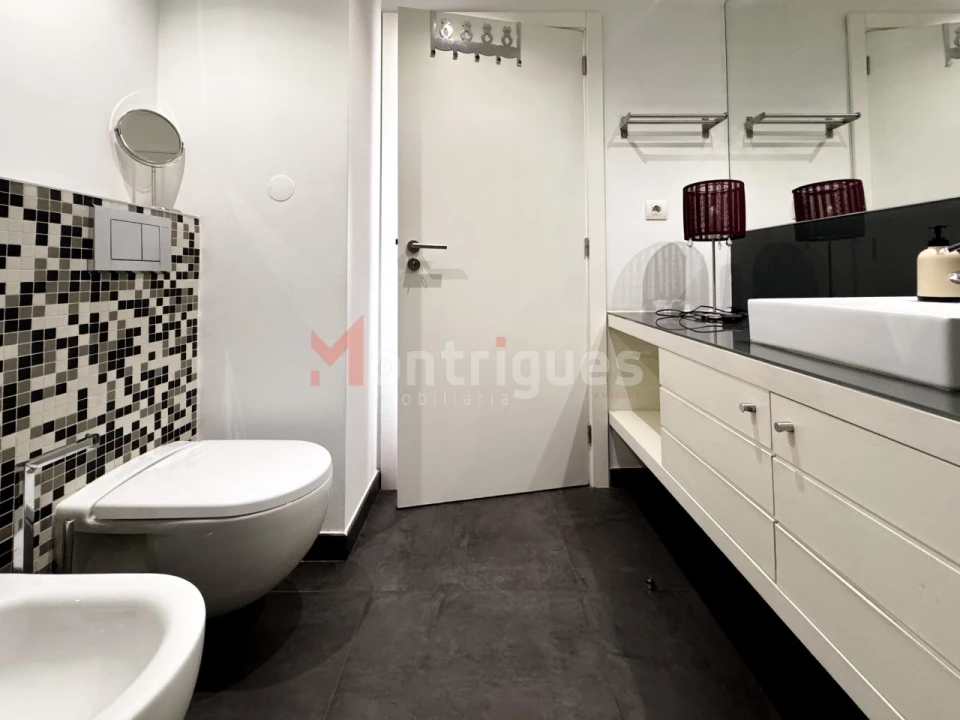 Apartamento T1 para Arrendamento em Parque das Nações Foto 14