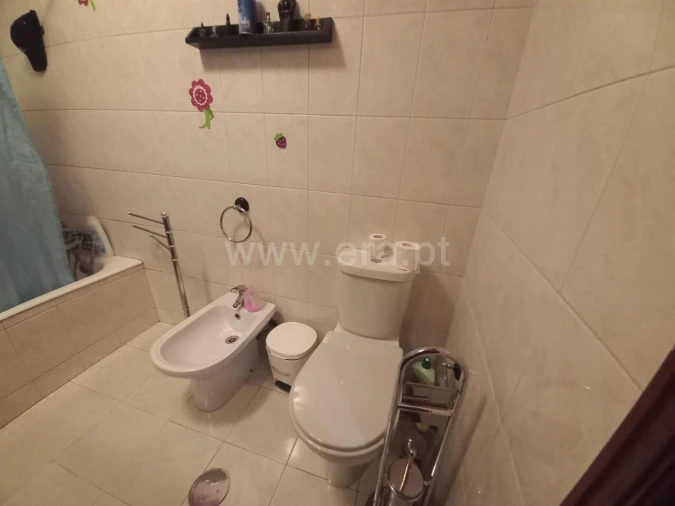 Apartamento T2 para Venda em Oliveira do Douro Foto 11