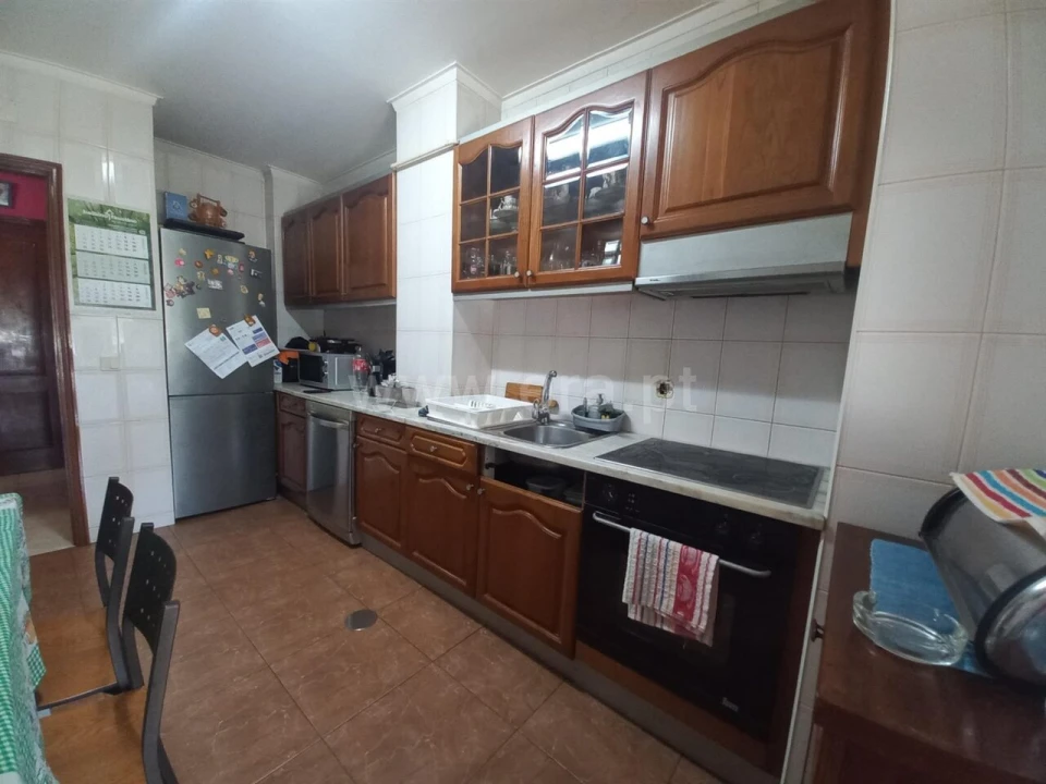 Apartamento T2 para Venda em Oliveira do Douro Foto 9