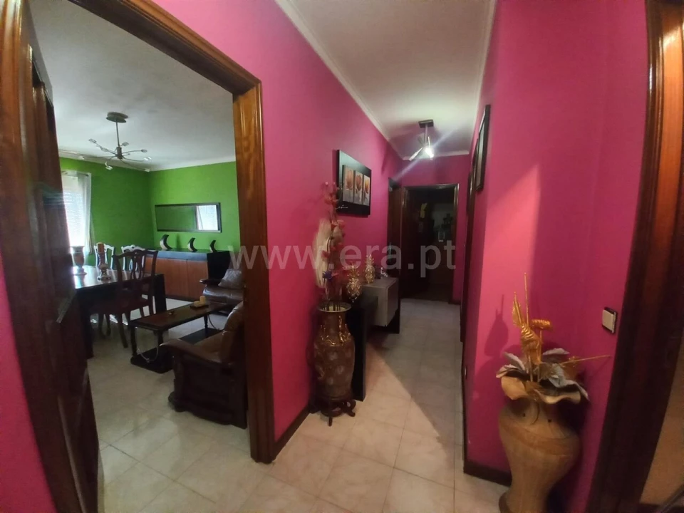 Apartamento T2 para Venda em Oliveira do Douro Foto 2