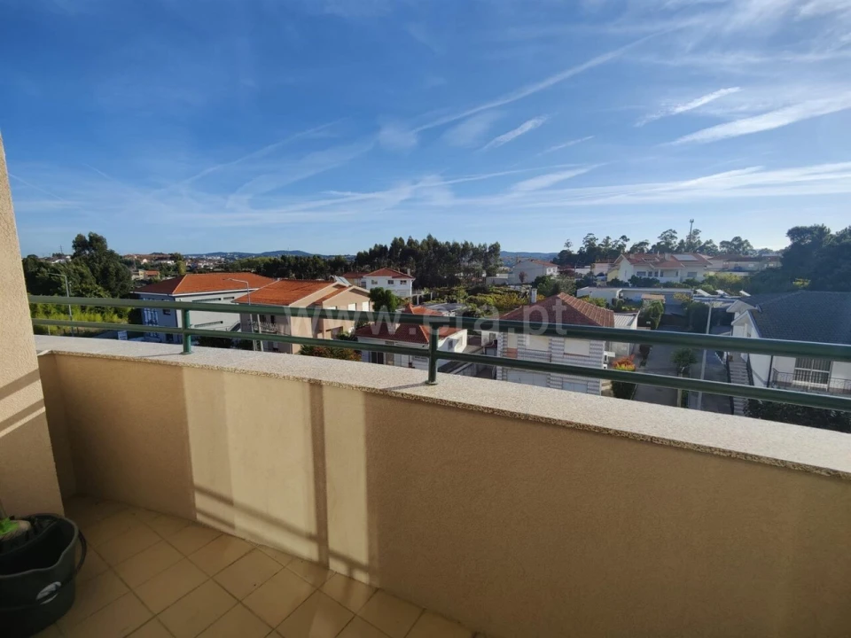 Apartamento T2 para Venda em Avintes Foto 7
