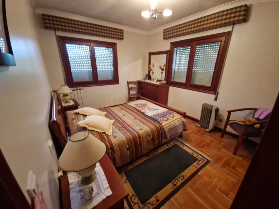 Moradia T5 para Venda em Prado e Remoães Foto 6