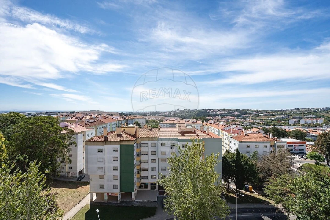 Apartamento T3 para Venda em Massamá e Monte Abraão Foto 26