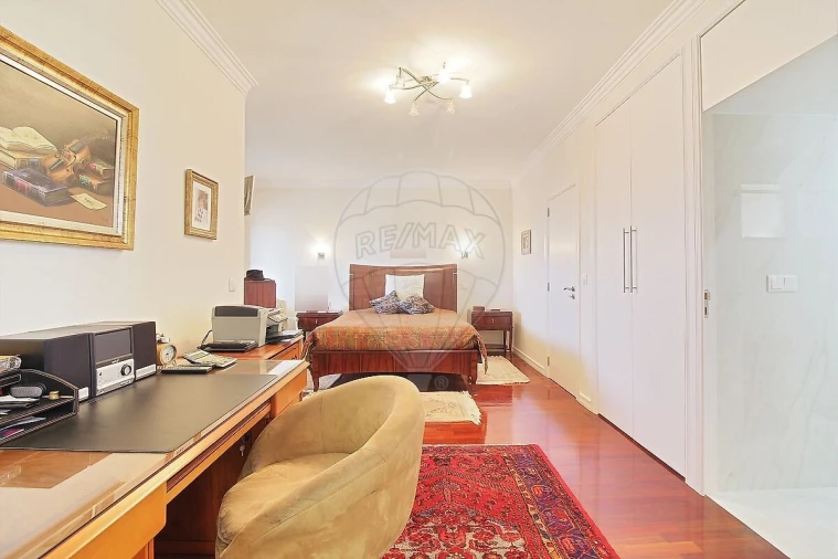 Apartamento T3 para Venda em Massamá e Monte Abraão Foto 22