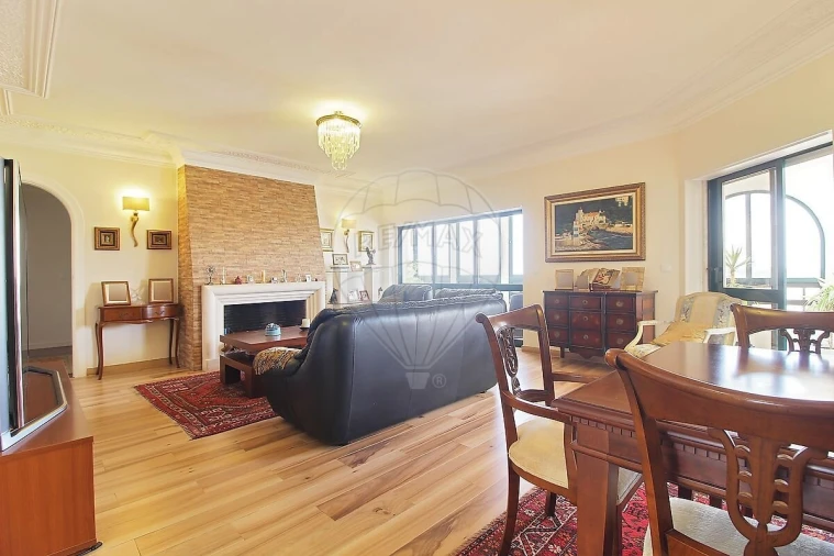 Apartamento T3 para Venda em Massamá e Monte Abraão Foto 12