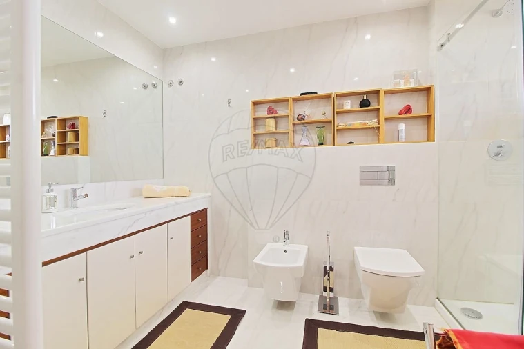Apartamento T3 para Venda em Massamá e Monte Abraão Foto 23