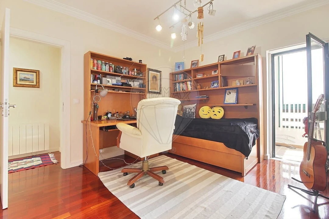 Apartamento T3 para Venda em Massamá e Monte Abraão Foto 26