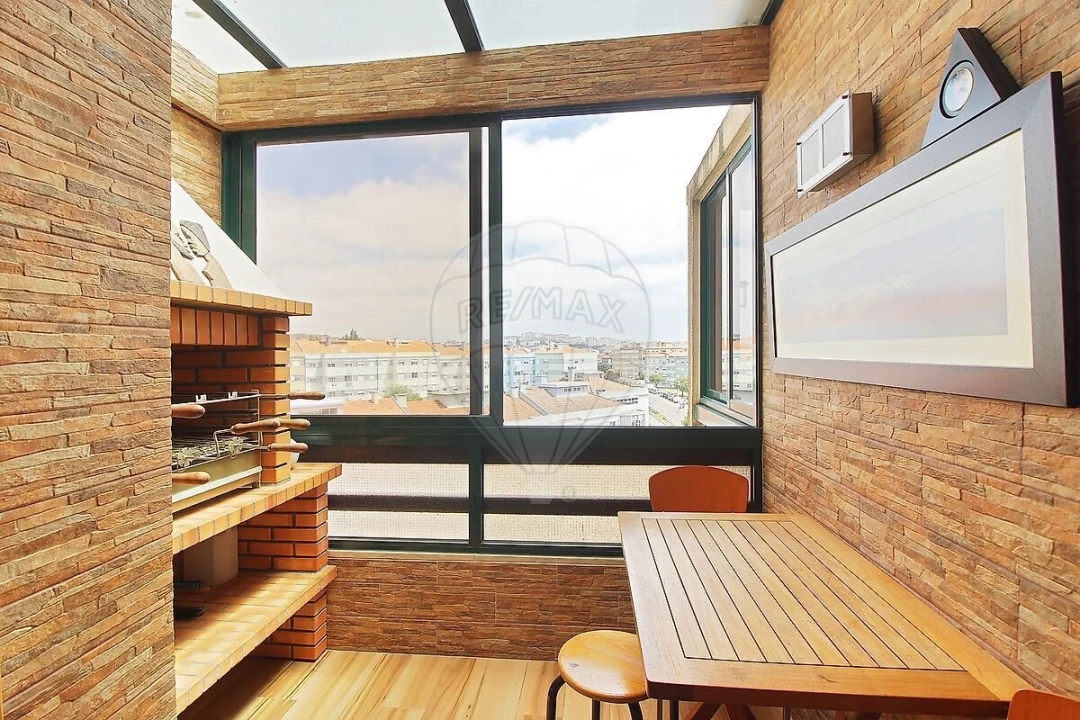 Apartamento T3 para Venda em Massamá e Monte Abraão Foto 8