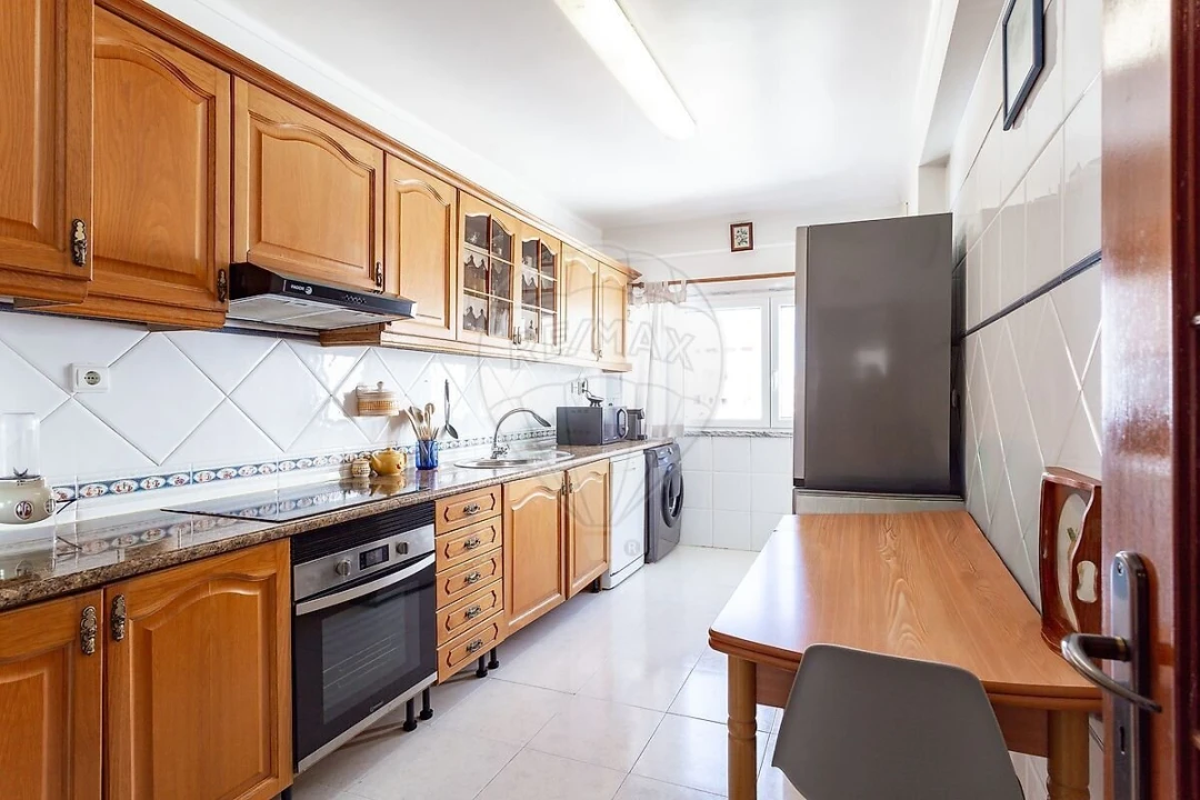 Apartamento T4 para Venda em Montijo e Afonsoeiro Foto 2